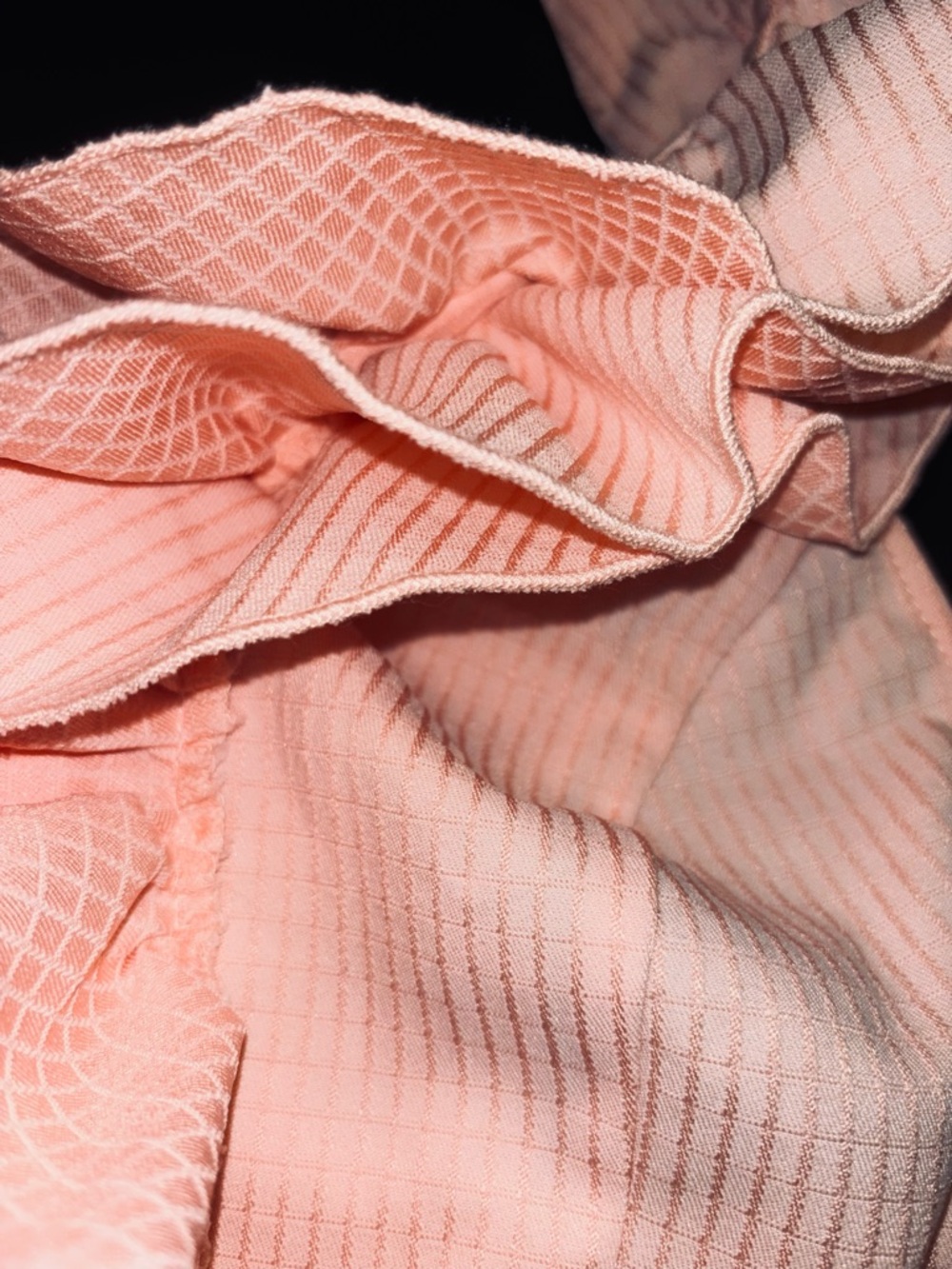Ruffled Halter Camisole in Peach Size L (measurements in photo) - Picture 5 of 8